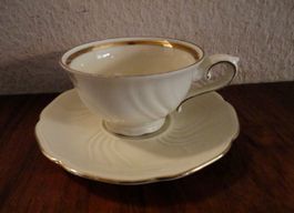 Edle Vintage Tasse mit Unterteller, Goldrand, Rarität!
