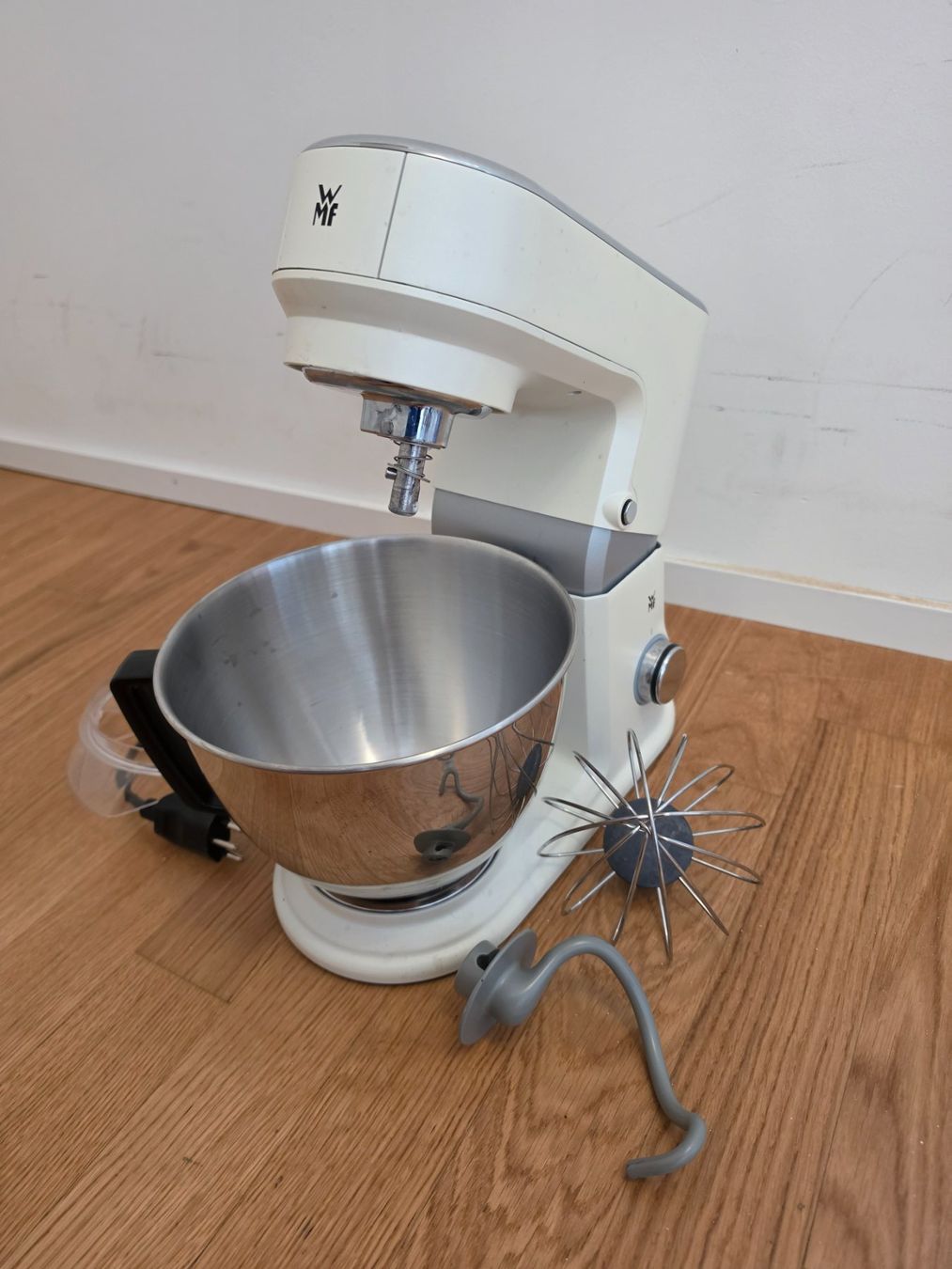 WMF Appareils de cuisine: WMF Küchenmaschine Ivory – Neuf avec emballage d'origine à Bülach par HelveCard 2