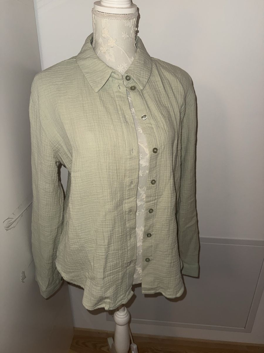 Blusen: Musselin Bluse – Neu (gemäss Beschreibung) aus Itingen von jessi811