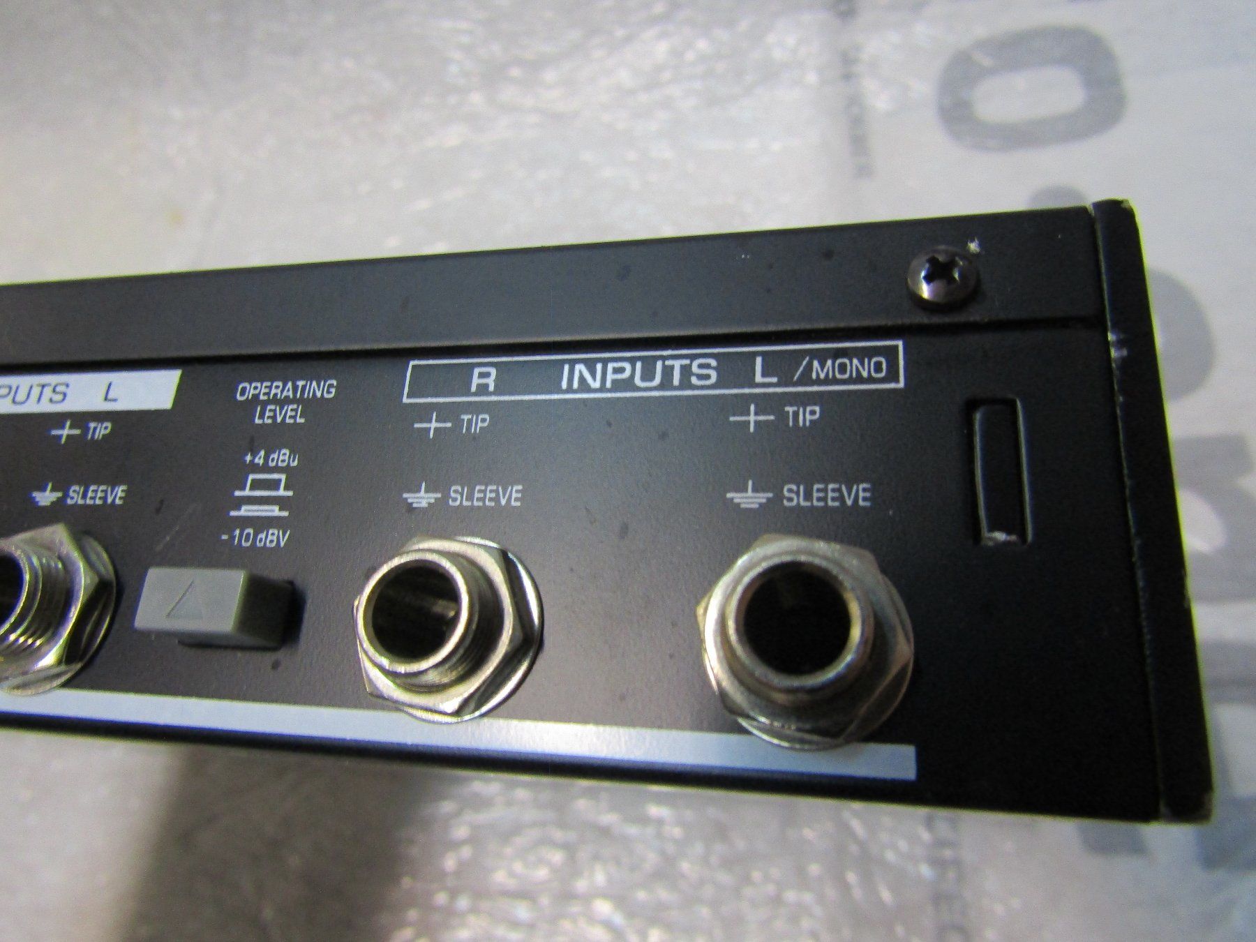 Equalizzatori: Behringer 24-Bit Dual Engine Automatic Feedback Destroyer – Usato da Wädenswil venduto da tome70 9