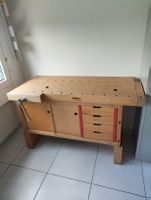 Kleine Werkbank aus Holz (mit Schubladen&2 Schraubstöcken)