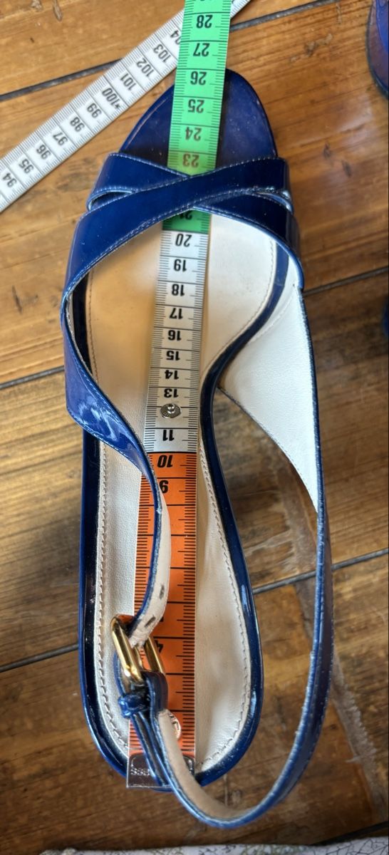 Prada Scarpe da donna: Sandales Prada bleu roi 39.5 – Usato da Dotzigen venduto da SecondHandGems 9