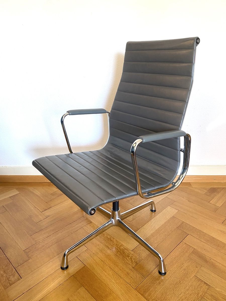 Vitra Sessel: Design Sessel Chair Vitra EA 112 – Gebraucht aus Olten von sportwelt 8