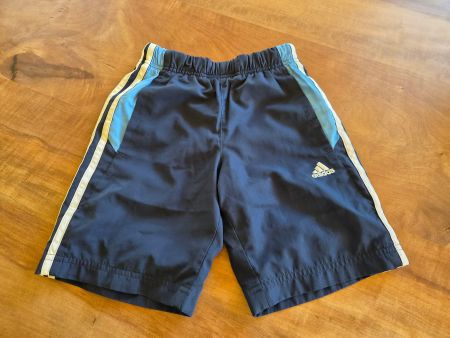 adidas Sporthose / Shorts 128 blau