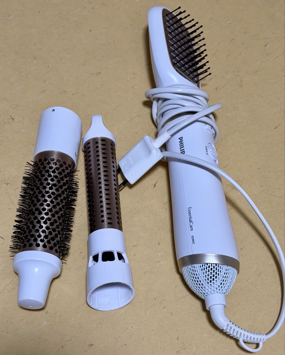 Philips Föhn: Philips Essential Care Airstyler Ionic - Top Zustand! – Gebraucht aus Muolen von Spamshielded