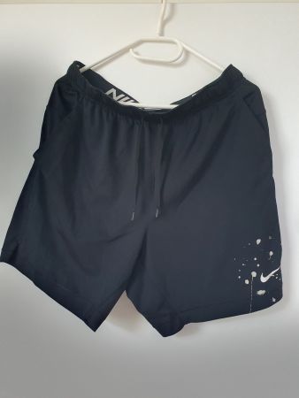 Nike Sportshorts, Gr. M