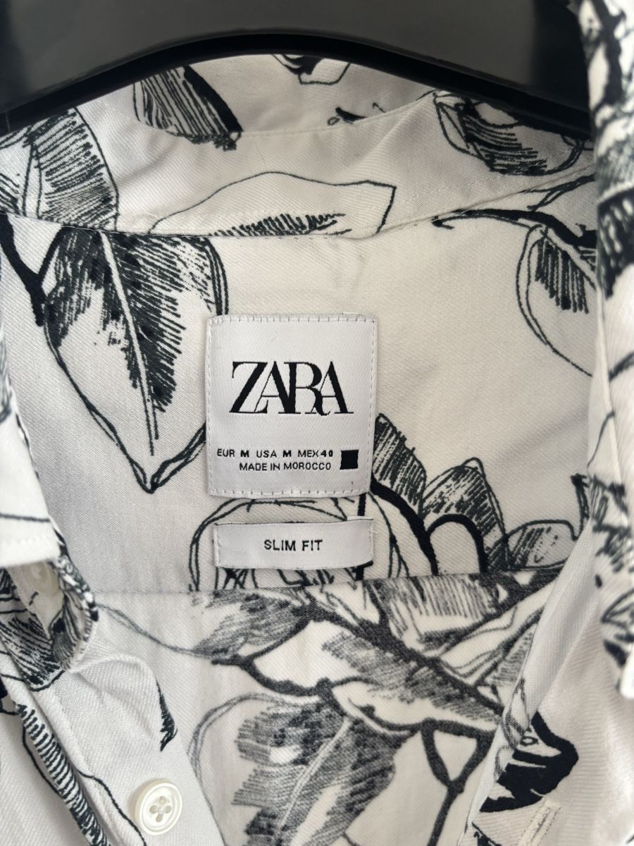 Zara Camicette: Bluse von Zara Grösse M – Usato da Brugg AG venduto da ann_stf7 2