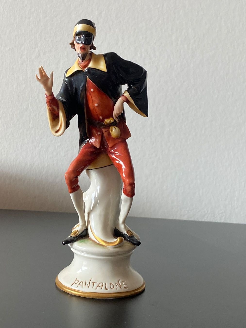Statuette: Porzellan Figur Pantalone – Usato da Luzern venduto da S.Kern01