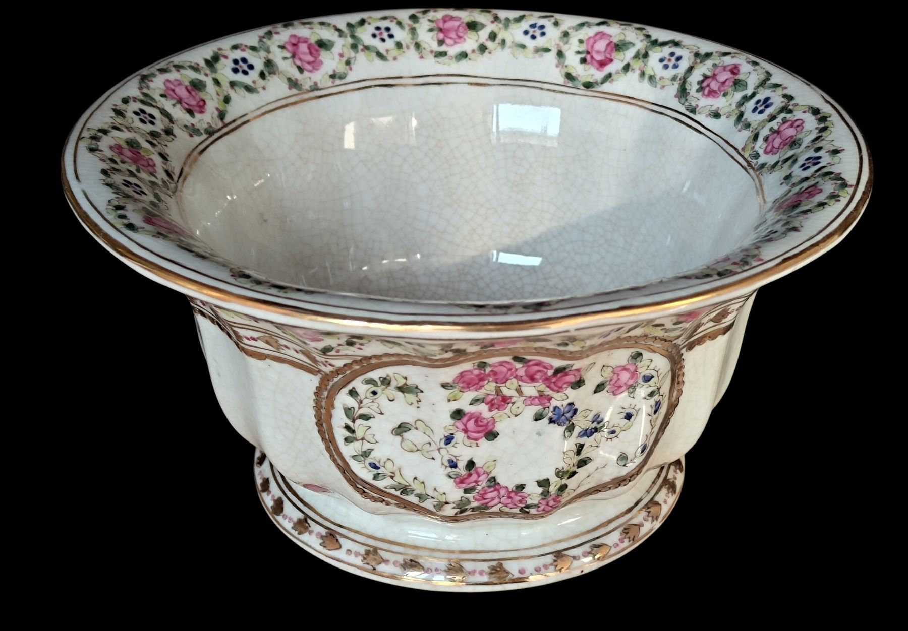 Coupes: Cachepot in Ceramica Finemente Decorata a Rose e Oro. – D'occasion à Lugano par fbo_82wg