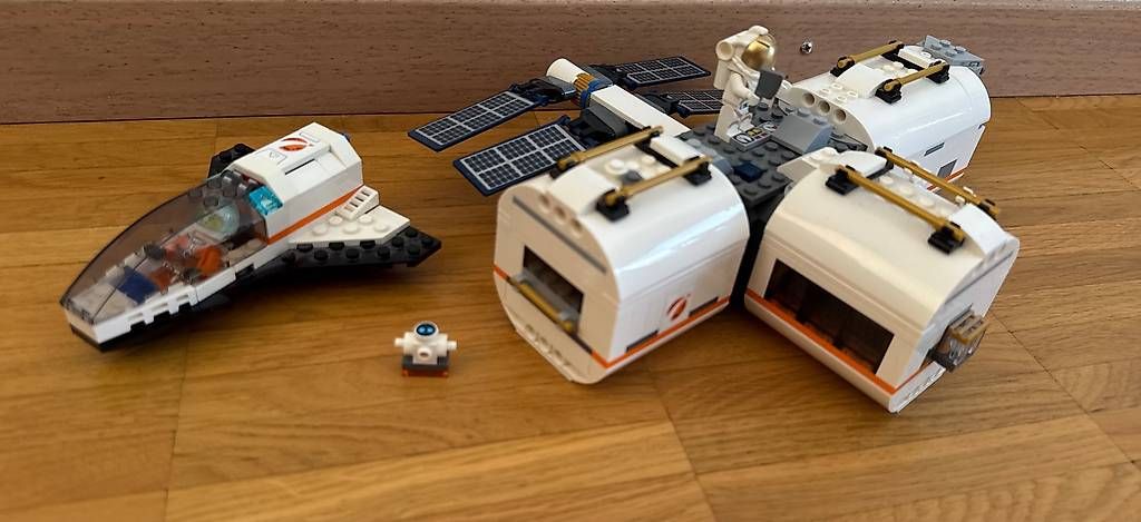 Lego Baukästen: Lego 60227 complet – Gebraucht aus Nyon von fed_76r6 4