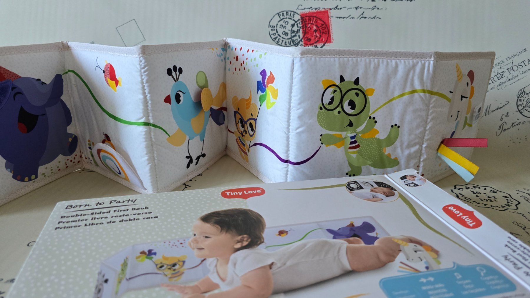 Giocattoli: NEU Tiny Love Doppelseitiges Baby-Stoffbuch / Knisterbuch – Nuovo e nell'imballaggio originale da Thalwil venduto da VitaMini