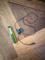 Philips OneBlade QP2530 Trimmer gebraucht mit Ladekabel