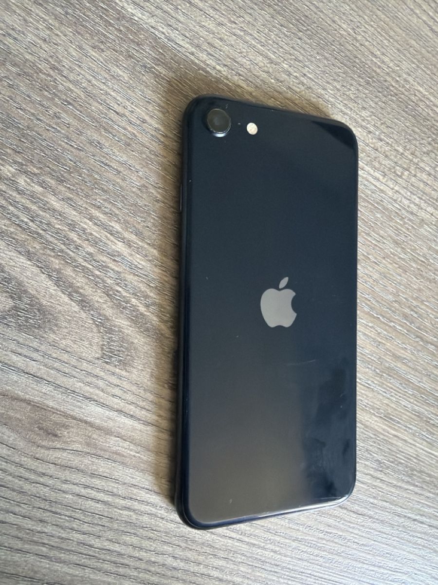 Apple Handys / Smartphones: Iphone SE – Gebraucht aus Winterthur von HomoSapien 2