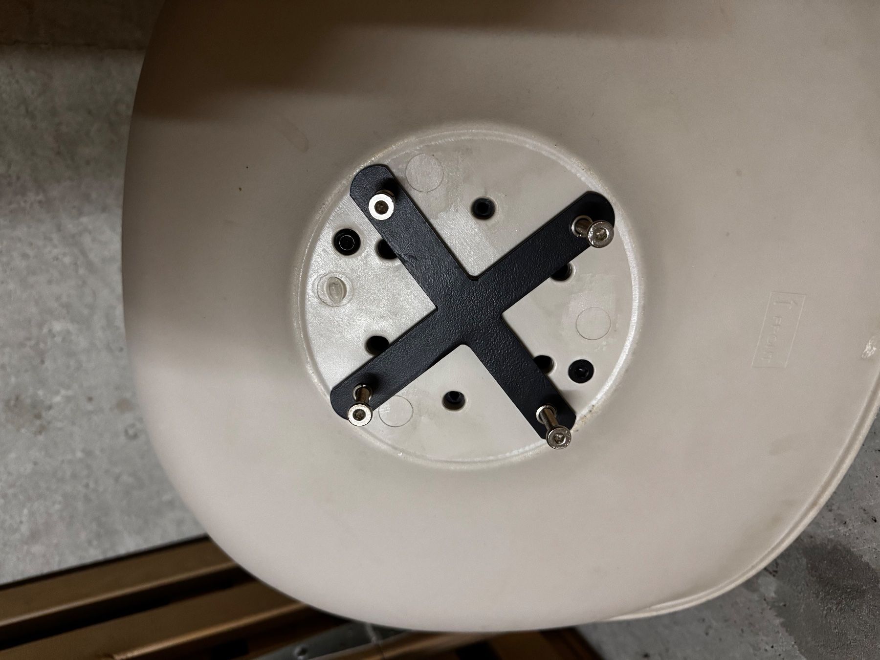 Sedie: Lot de 7 assises de chaises sans pieds – Usato da Genève venduto da lpe_c2mt 2