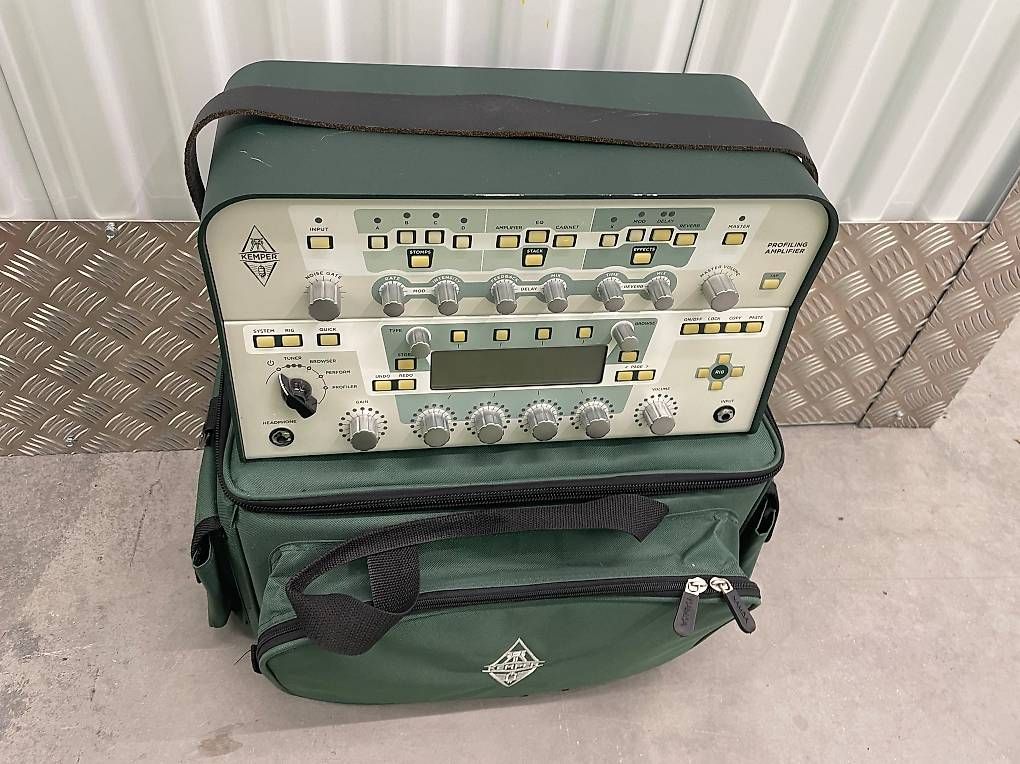 Kemper Amplificatori: Kemper Profiling Amplifier First Edition-mit Original-Tasche – Usato da Basel venduto da Flabber92