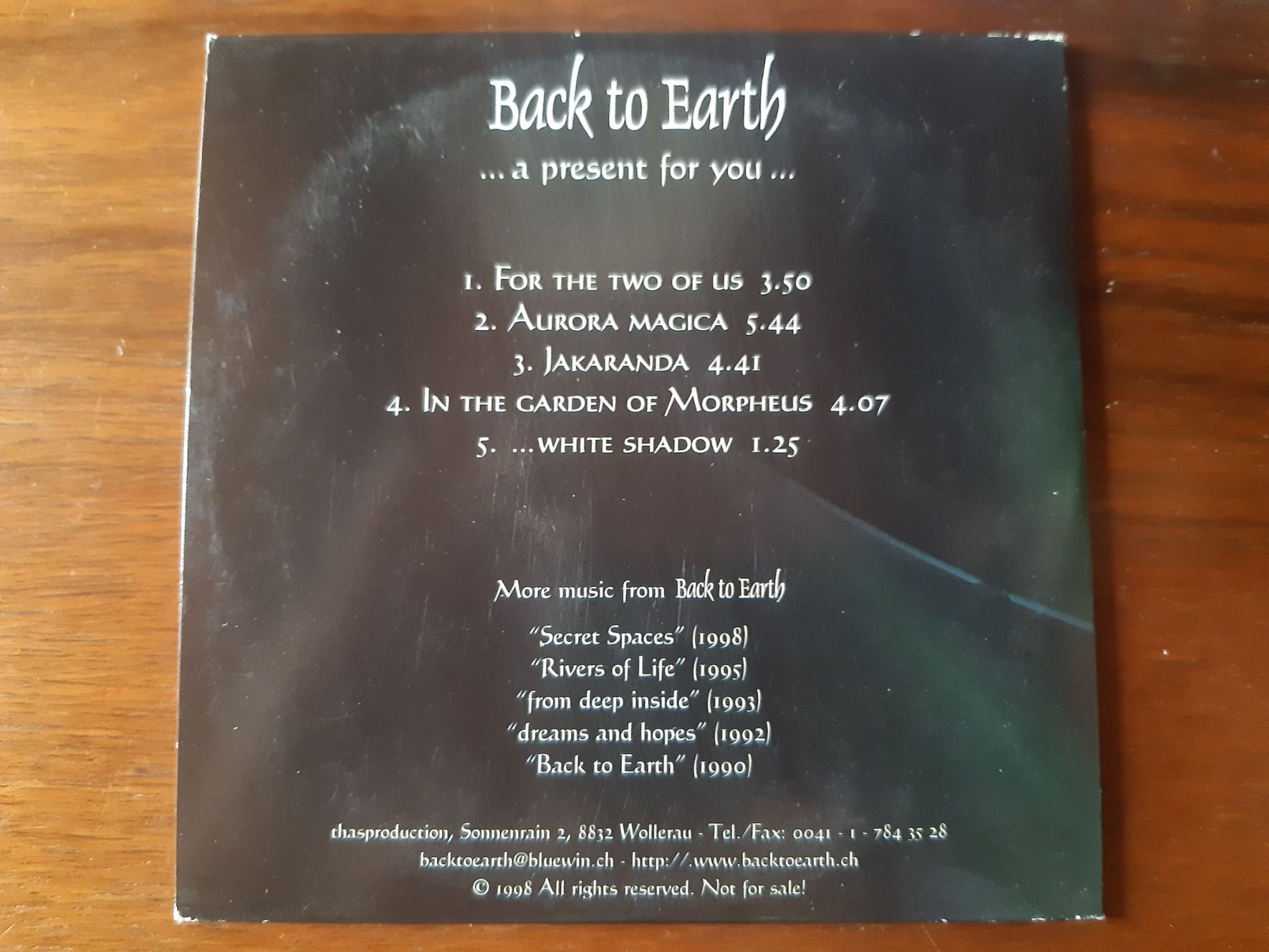 CD: Back To Earth - ... A Present For You ... (Cd, promo) – Usato da Verscio venduto da giamma1985 1