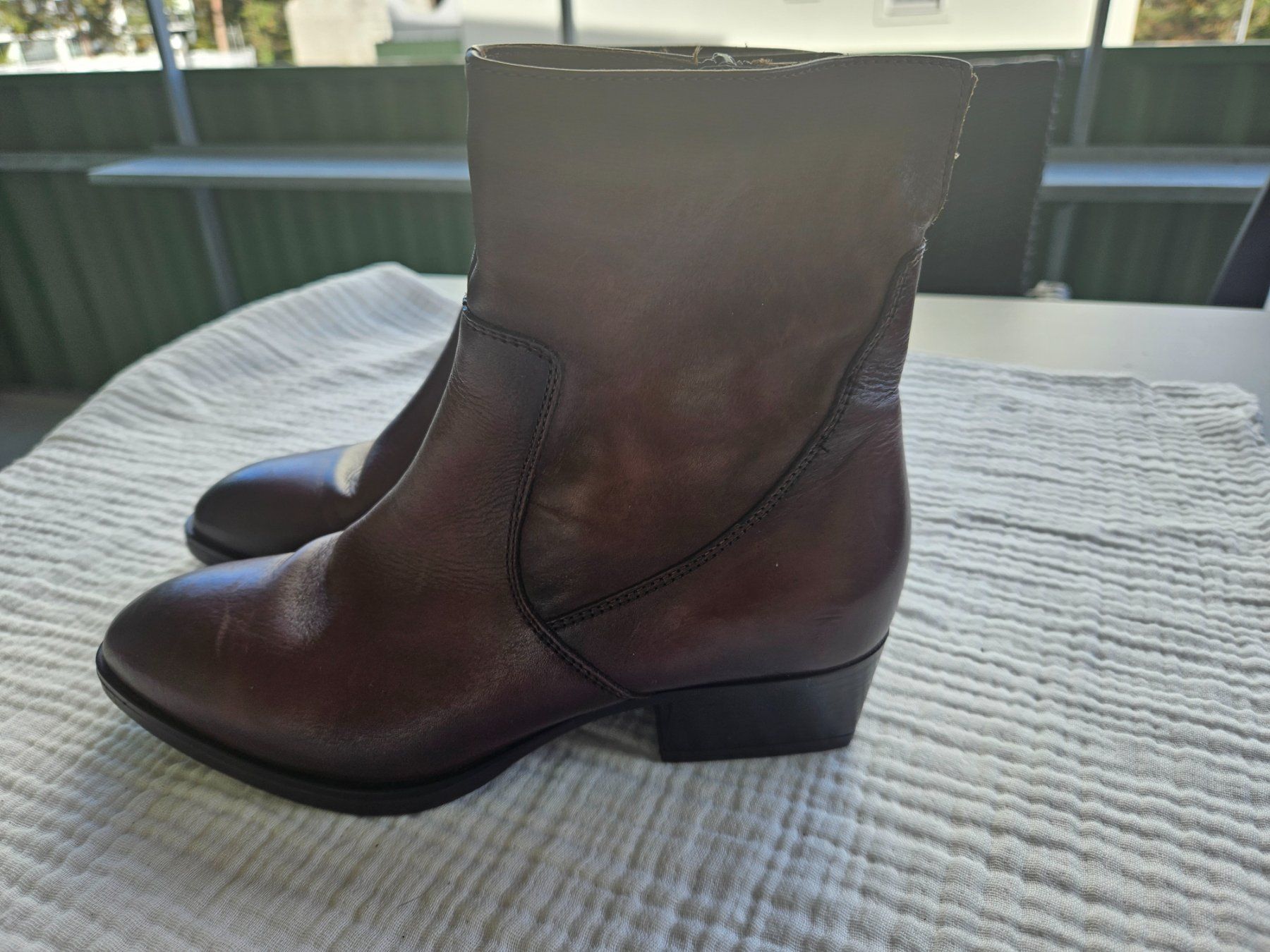 Chaussures femmes: Stiefelette – D'occasion à Basel par wurzelstein 4