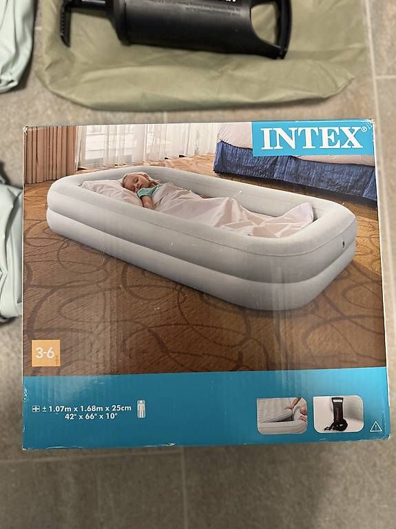 Letti: Intex kidz travel bed set – Usato da Pfäffikon ZH venduto da stepashka 1