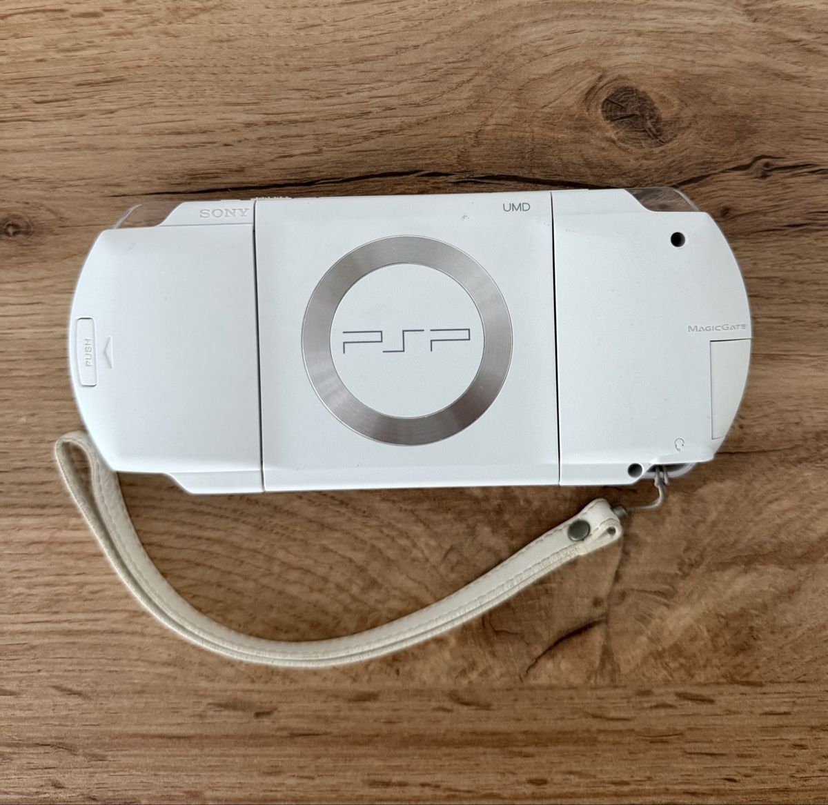 Sony Consoles: Sony PSP 1000 Weiss – D'occasion à Füllinsdorf par hae_gt9l 2