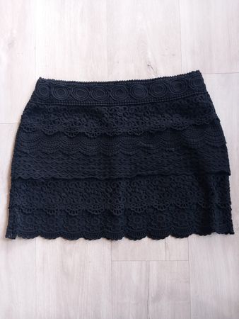 Jupe en dentelle noire en coton NAF NAF
