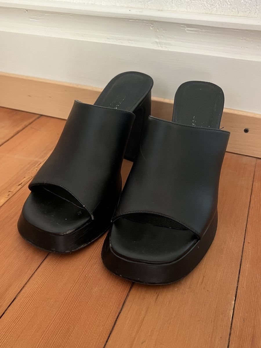 Damenschuhe: Black Platform Mules with Block Heel Open Toe Shoes – Gebraucht aus Zürich von san_t2jq 3