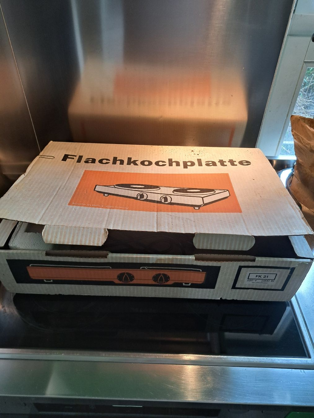 Elettrodomestici da cucina: Flachplatte Elektroplatten Email – Usato da bad zurzach venduto da jue_5xhl 4