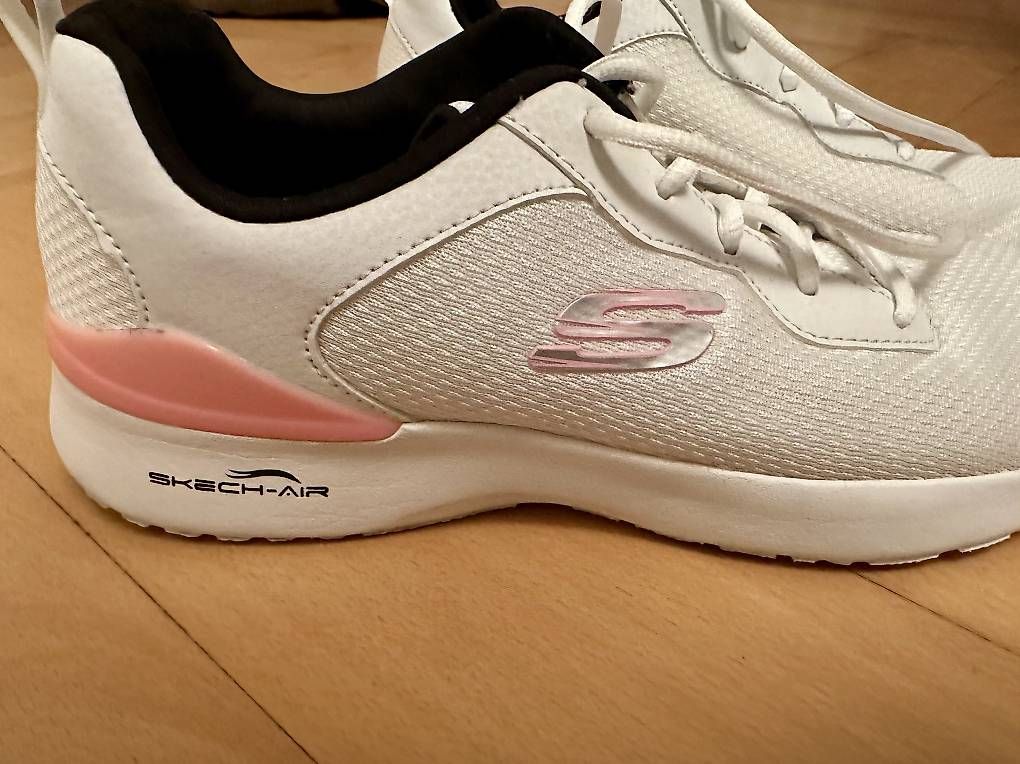 Skechers Damenschuhe: Sneakers Skecher Damen Grösse 40 – Neu (gemäss Beschreibung) aus Zollikon von max_rg2l 1