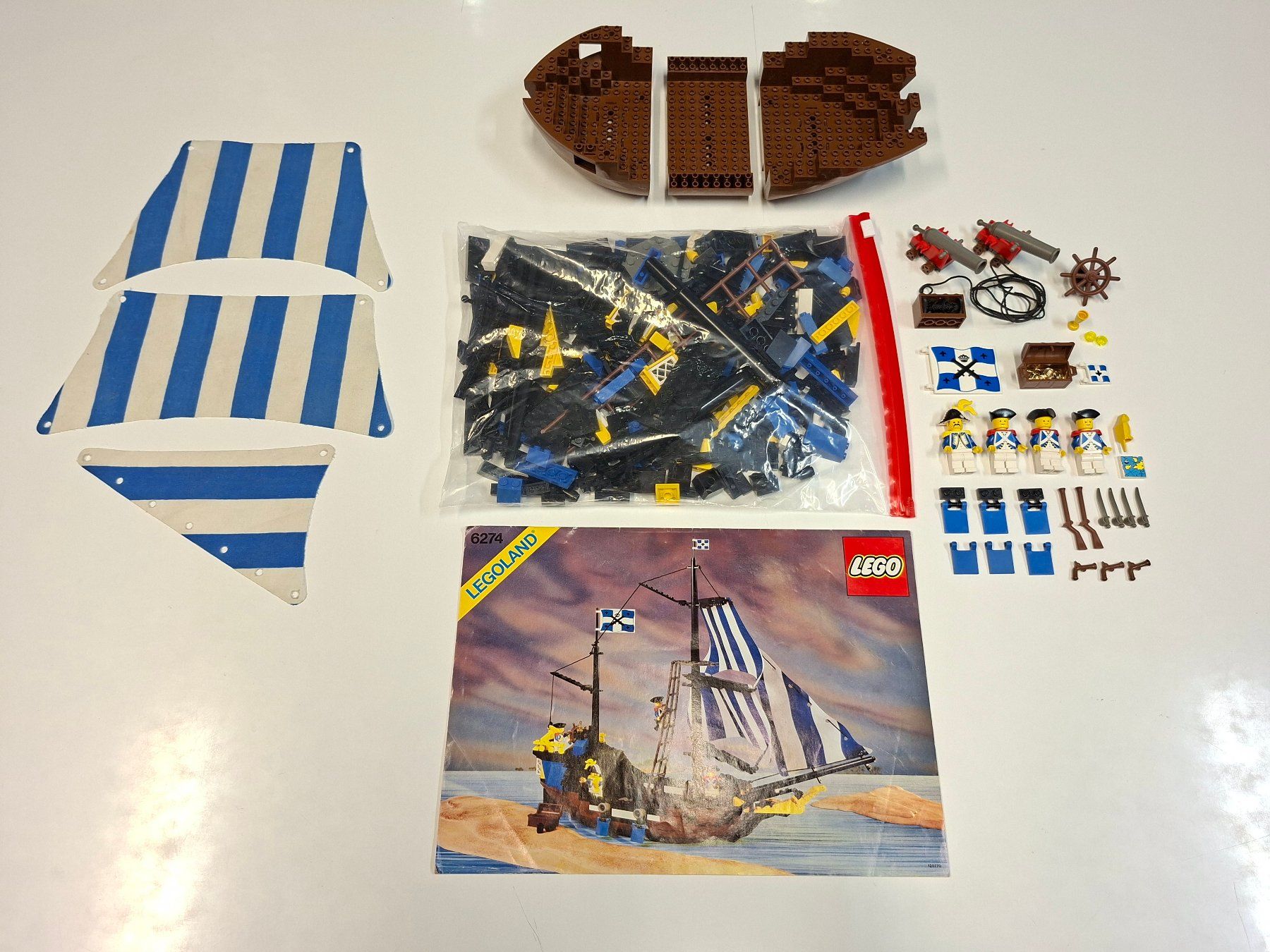 Lego Spielzeuge: Lego 6274 Pirates Caribbean Clipper – Gebraucht aus Sils im Domleschg von AMAG_AUDI_ZH 1