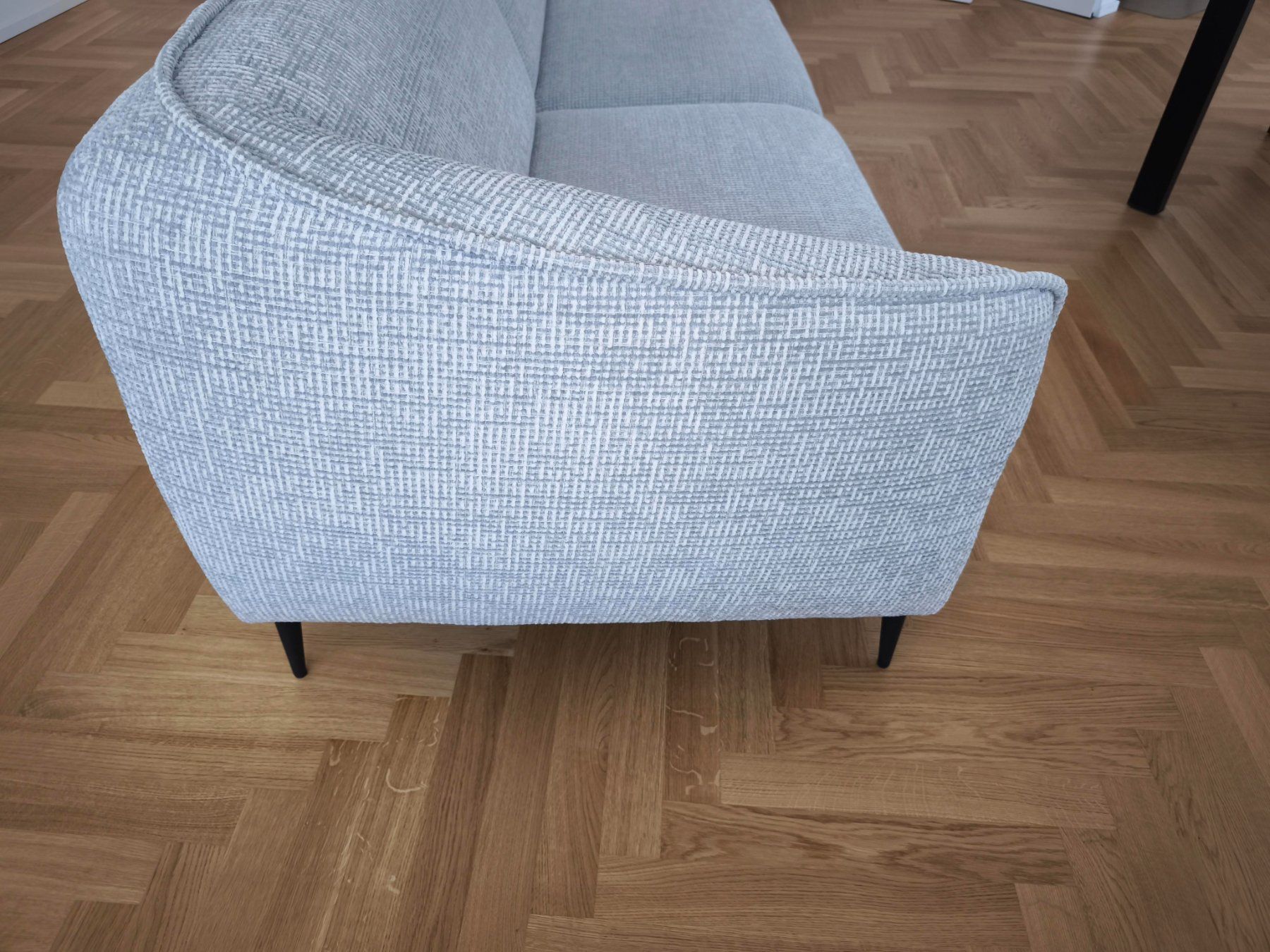 Livique Divani: Sofa "Fady", Grau-Weiss, 3-Sitzer – Usato da Zürich venduto da Everest85 3