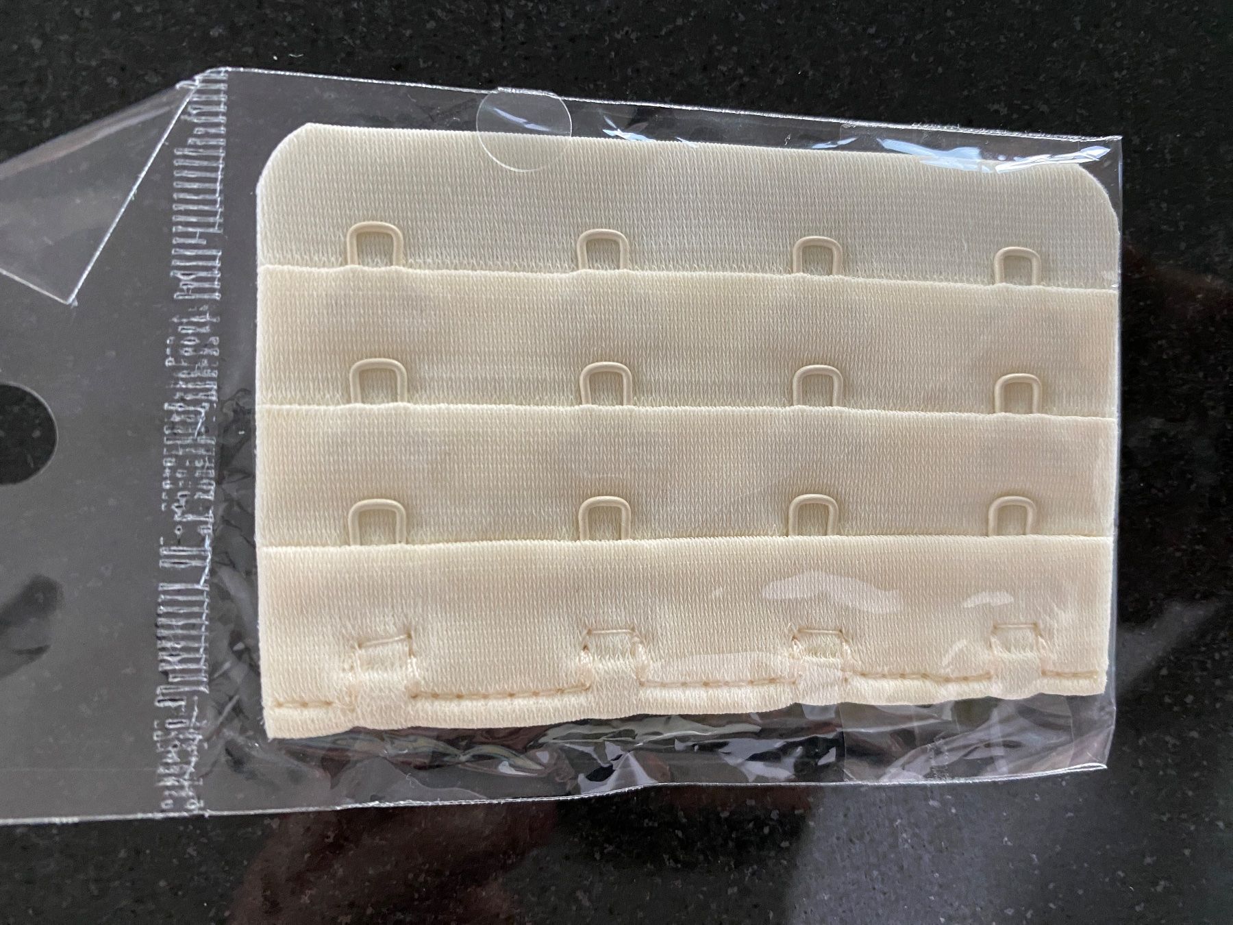 Sonstige Unterwäsche: Velura - drahtloser Jelly BH, M – Neu und originalverpackt aus Meisterschwanden von Lapins2019 2