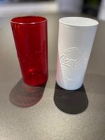 2 Coca Cola Gläser, Hutchinson Design, rot und weiss
