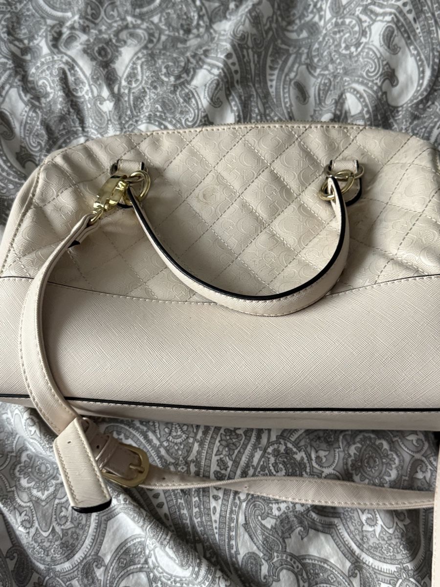 Guess Borse da donna: Sac à main Guess, couleur crème – Nuovo (secondo la descrizione) da Kreuzlingen venduto da Fatal02 1