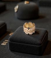Funkelnder vergoldete 18k ring mit Zirkonia-Steinen, Grö