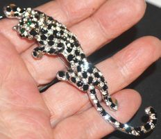 Brosche oder Halskette C-372B – Leopard silbrig - Strass