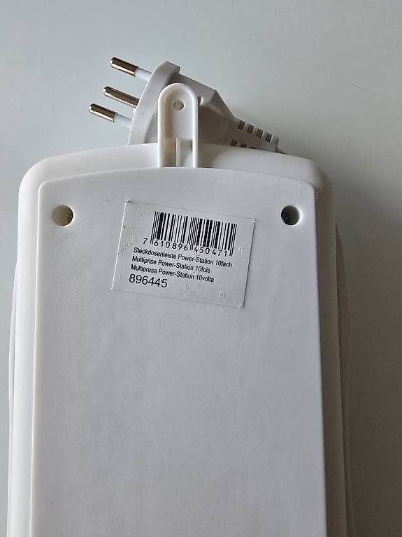 Stecker: Steckdosenleiste Power-Station 10fach Max Hauri – Gebraucht aus Thun von Umd 1