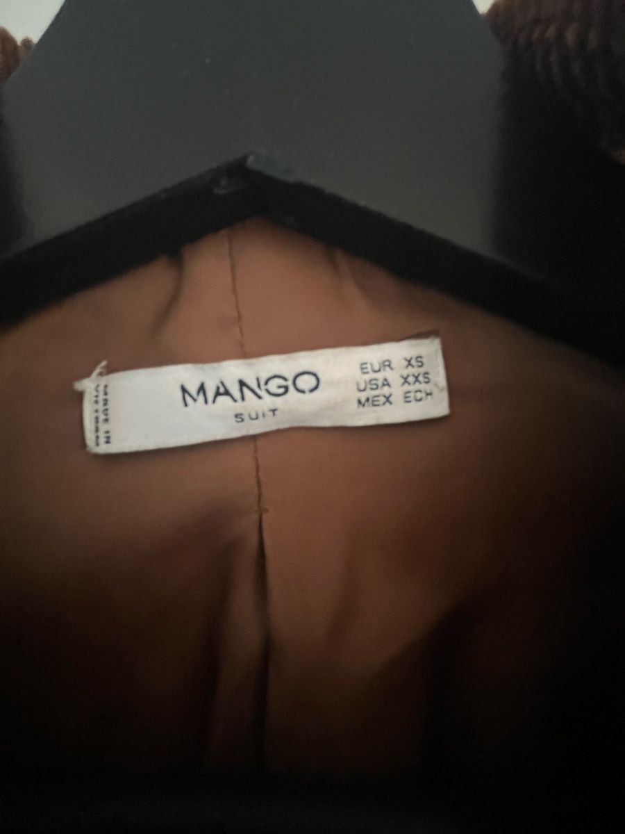 Mango Jacken: Cordblazer mit Reverskragen – Gebraucht aus Grosshöchstetten von lox_287b 6