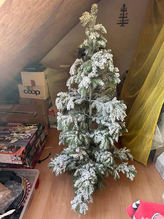 Tutte le decorazioni: Tannenbaum/Weihnachstbaum – Usato da Niederwangen BE venduto da mcp_l62p
