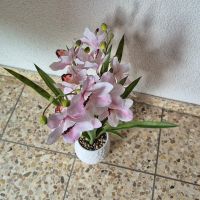 Künstliche Orchidee im Topf rosa leichte Gebrauchsspuren