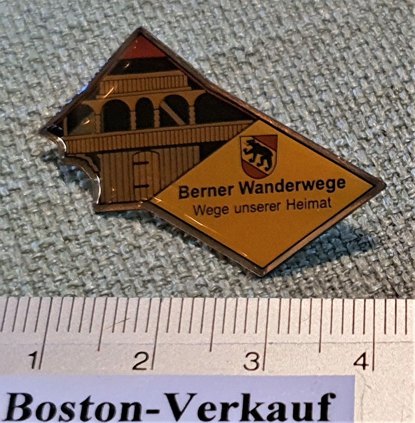 Placchette & Badge: F049  Pin Berner Wanderwege Heimat – Usato da Reinach BL venduto da Boston-Verkauf 1