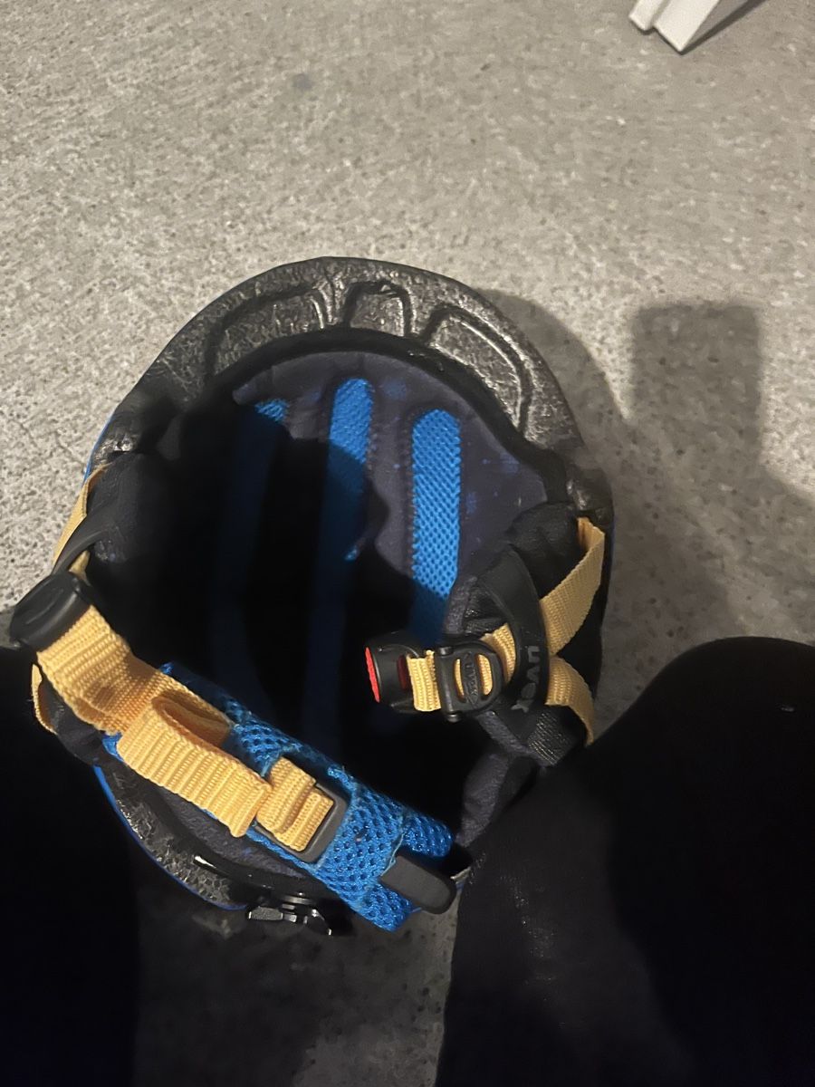 Helme: Ski Helm – Gebraucht aus Bülach von Lunaromina 1