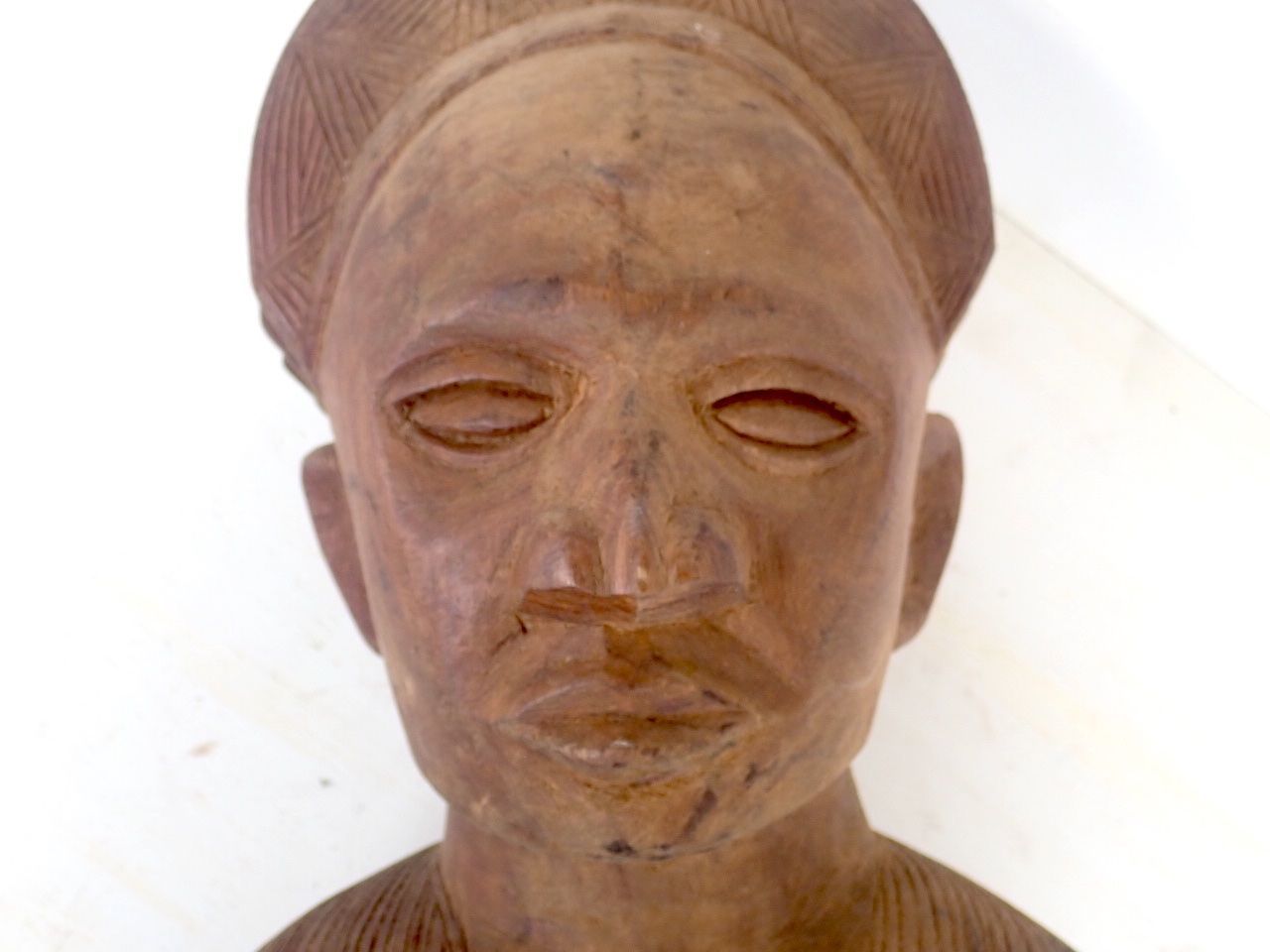 Skulpturen & Statuen: Schnitzerei Kunst Holz Büste Afrika Vintage Asien Skulptur – Gebraucht aus Wil SG von BrocknRoll 1