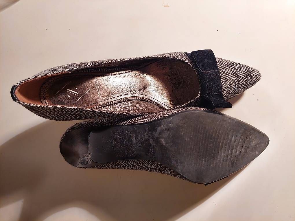 Scarpe da donna: LAZZARINI pumps grösse 37 – Usato da Embrach venduto da pz78 1