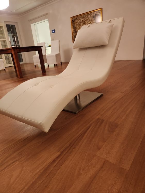 Sedie a sdraio: Weisse Relaxliege mit Kissen (Neupreis: Fr. 1'169.00) – Nuovo (secondo la descrizione) da Aarburg venduto da din_j2gx 2