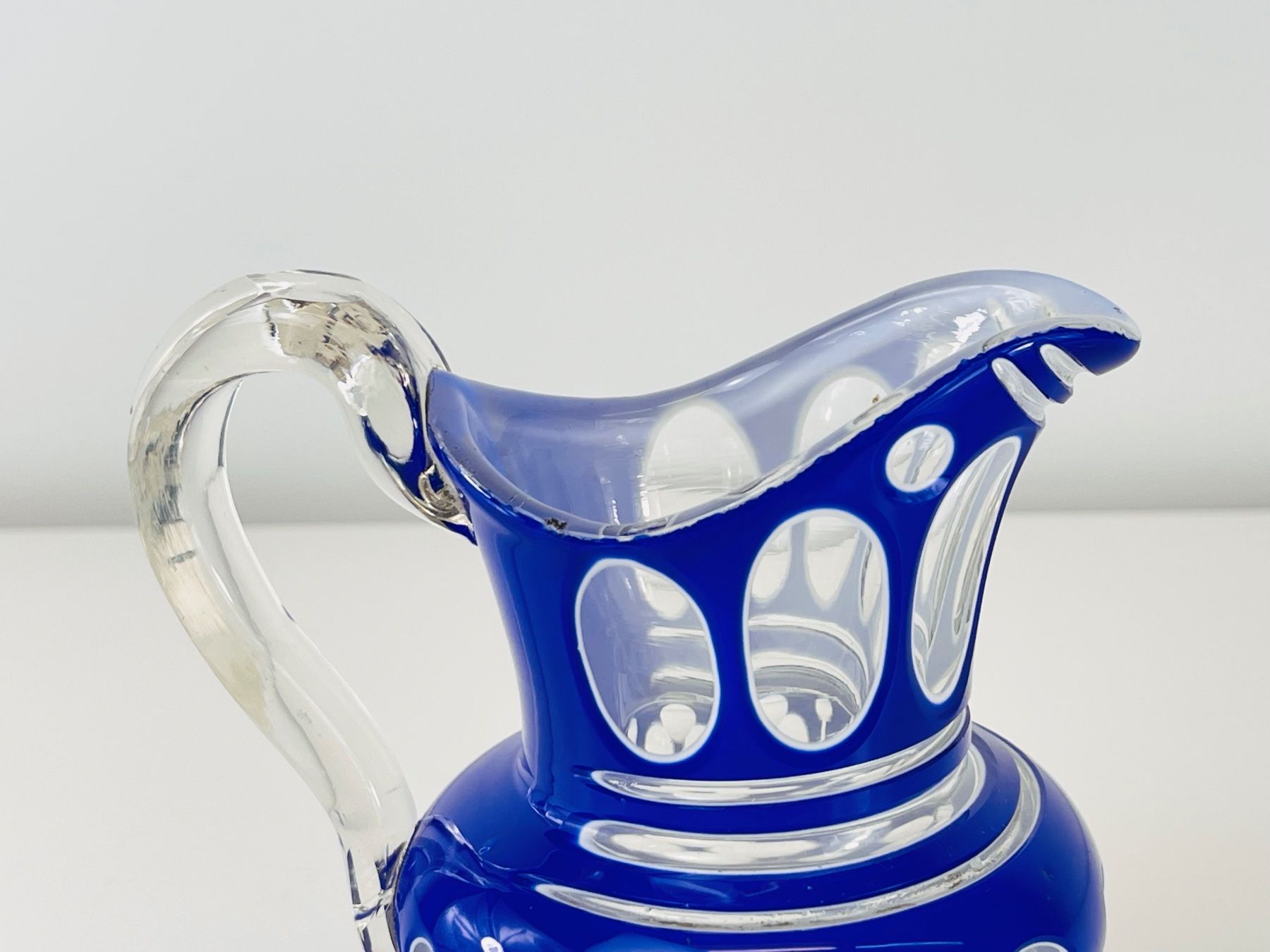 Caraffe: Karaffe Böhmisches Glas Kobaltblau/Weiss – Usato da Zürich venduto da Arche_Brockenhaus 3