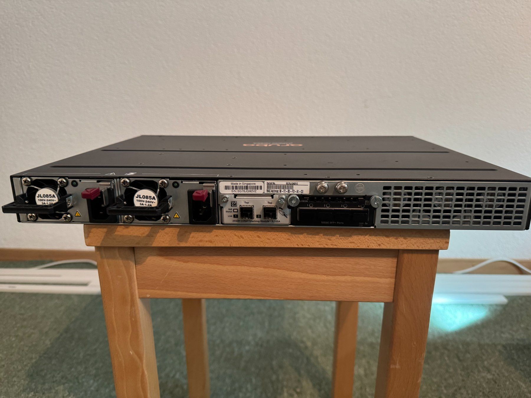 Hewlett Packard Hub & Switch: HPE Aruba 2930M – Usato da Hochfelden venduto da let_the_hammer_fall 2