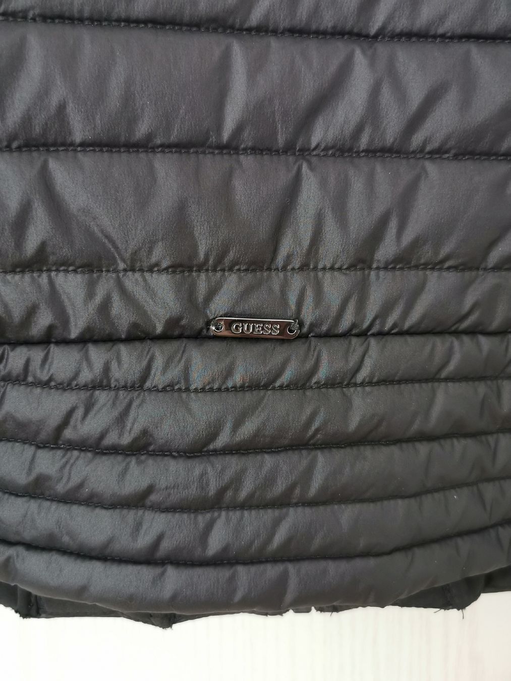 Guess Giacche: Guess-Jacke schwarz M/L – Usato da Ebnat-Kappel venduto da ani_fq2z 7