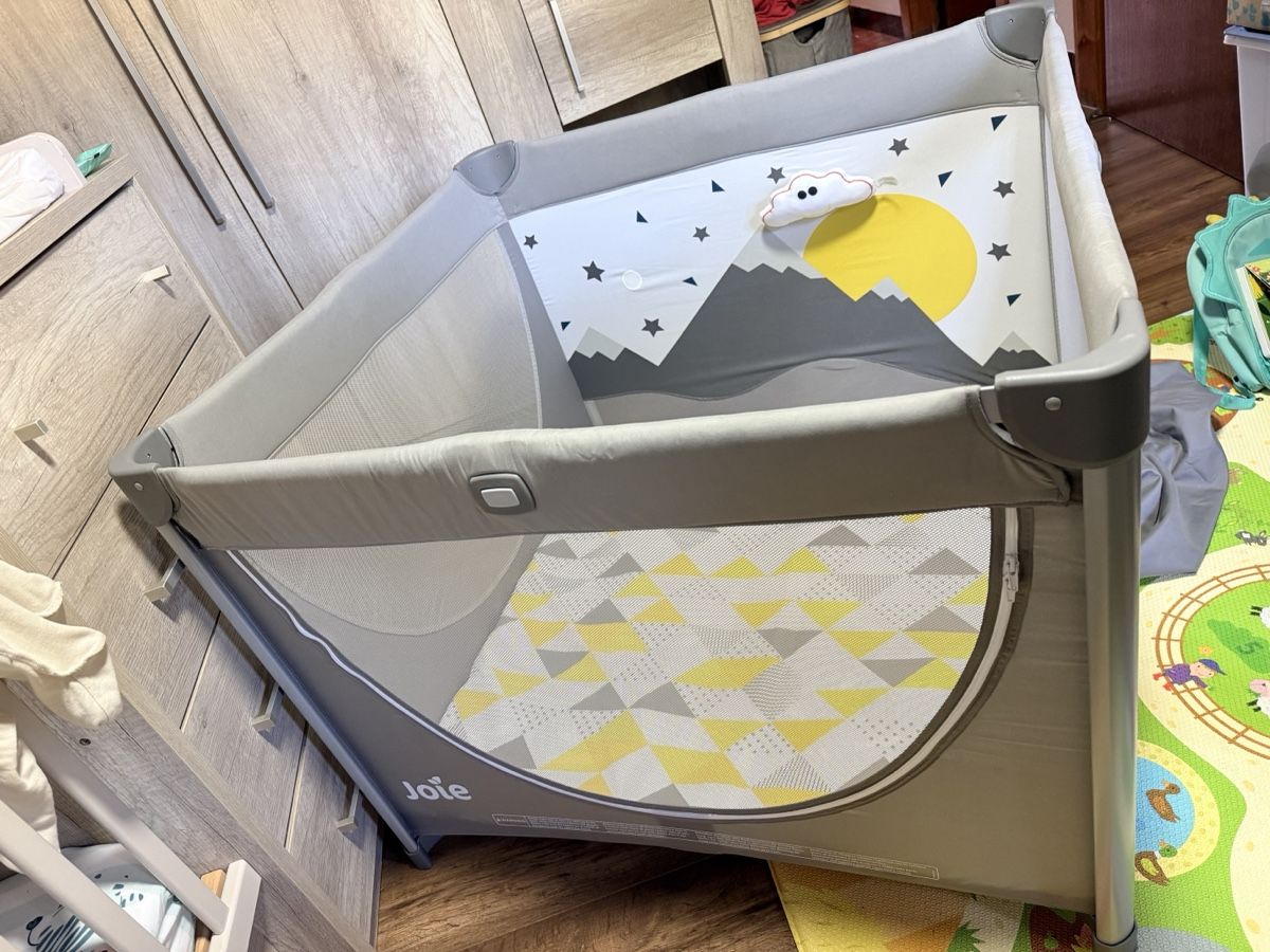 Joie Box & Barriere di sicurezza: Parc/lit parapluie Joie – Usato da Villarimboud venduto da jen_7tgx