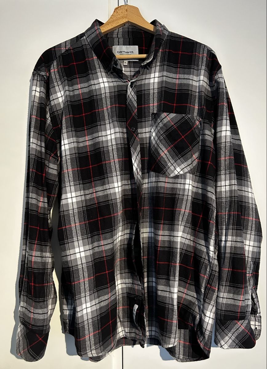 Carhartt Camicie: Carhartt Hemd – Usato da Pratteln venduto da joshivsjerry