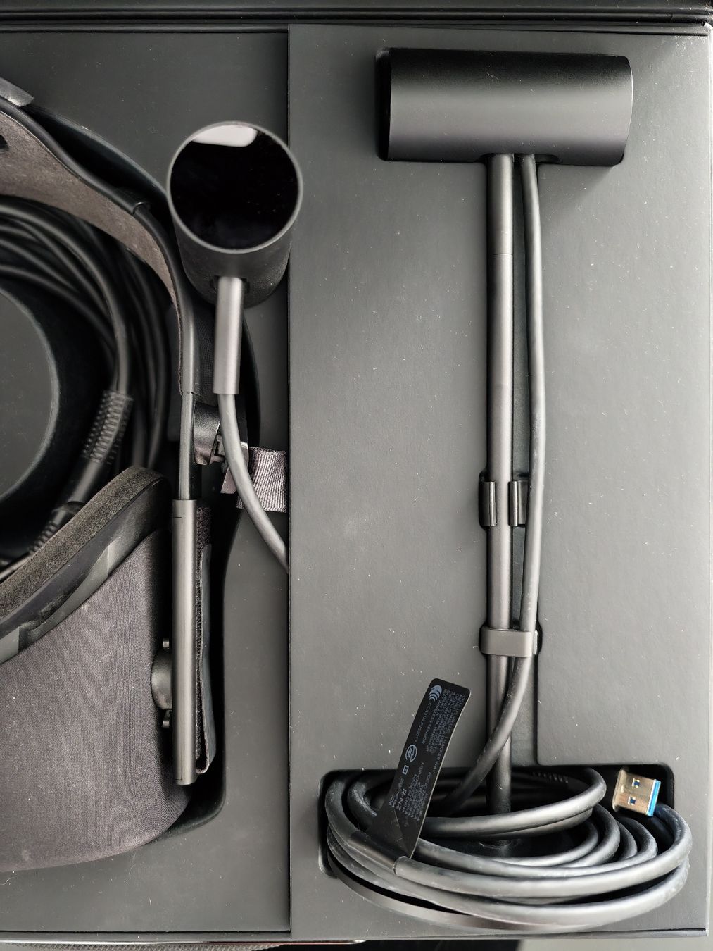 Meta Casque VR: Oculus Rift CV1 mit Sensoren und Controller – D'occasion à Luzern par gabriel.z 5