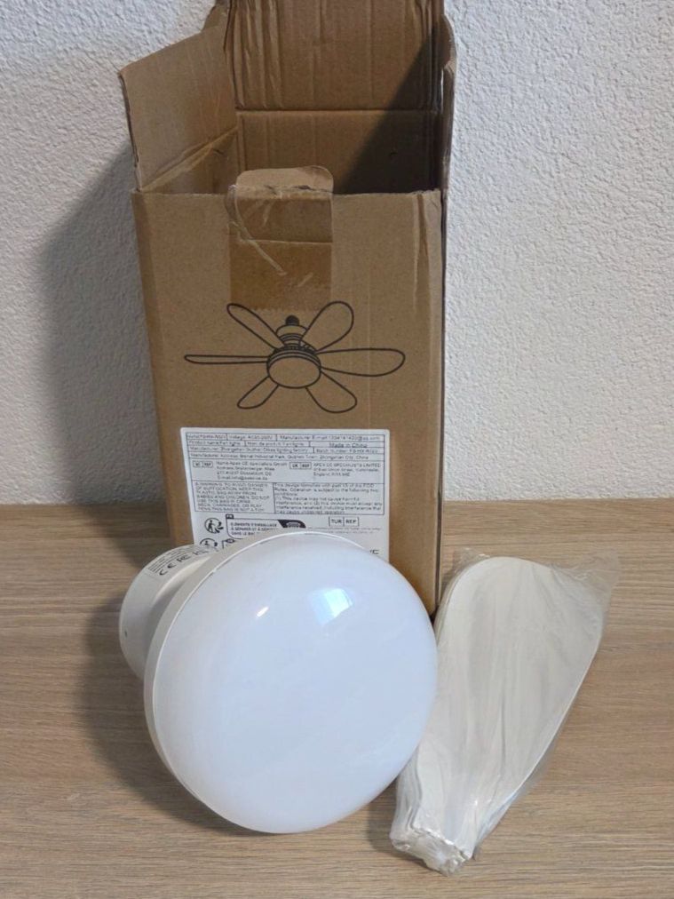 Ventilatoren: FIBRAVE Deckenventilator mit LED-Lampe 40W – Neu und originalverpackt aus Abtwil AG von MaVo.0710 5